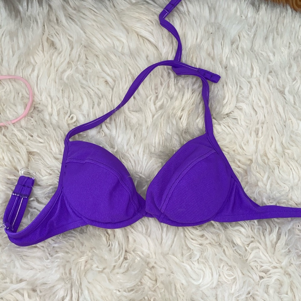 Rare Victoria’s Secret top